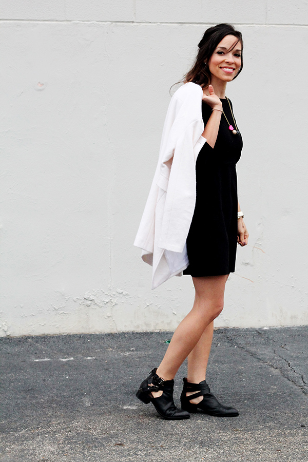 Black Shift Dress | IHOD
