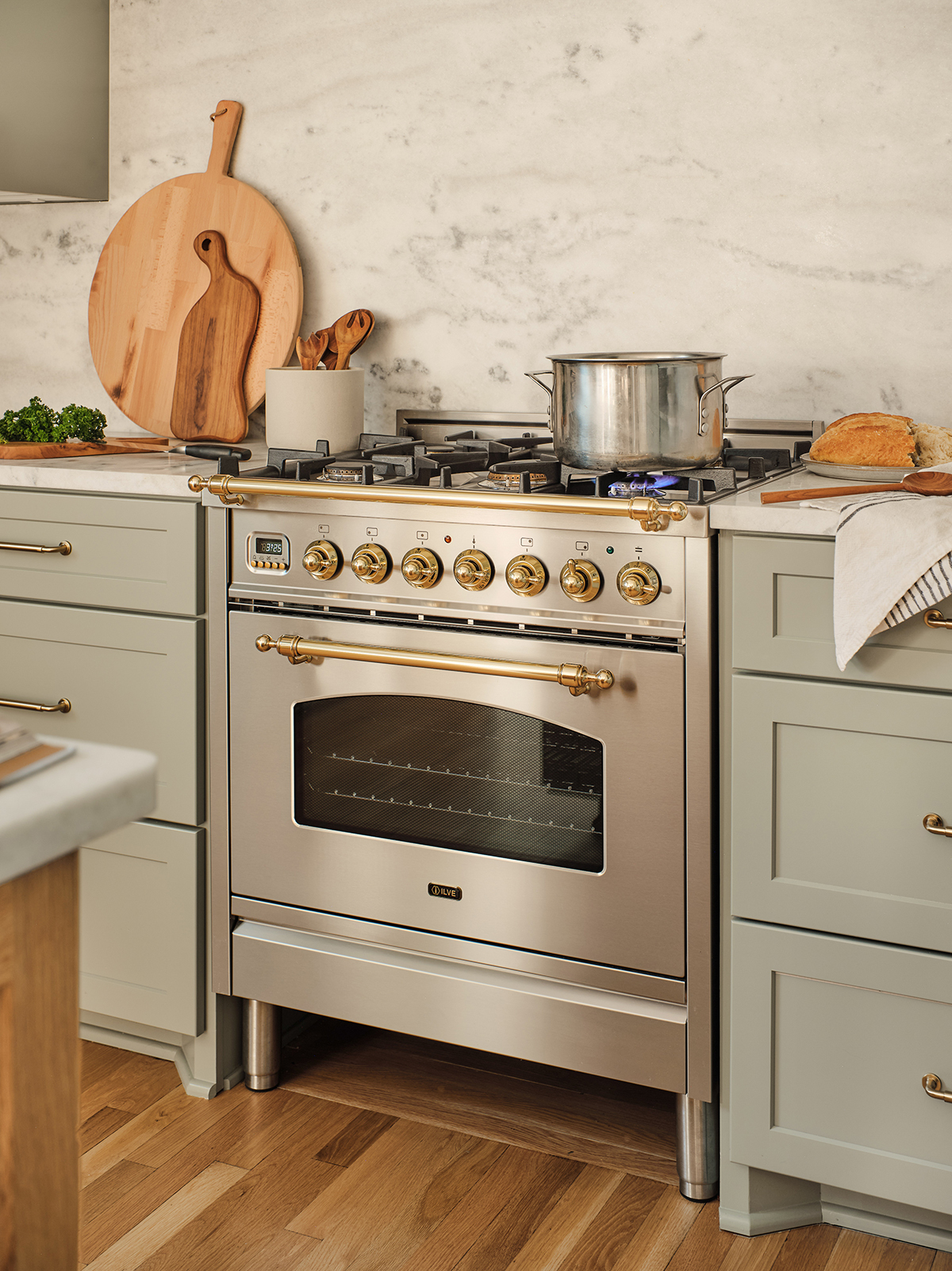 ilve range italian stove