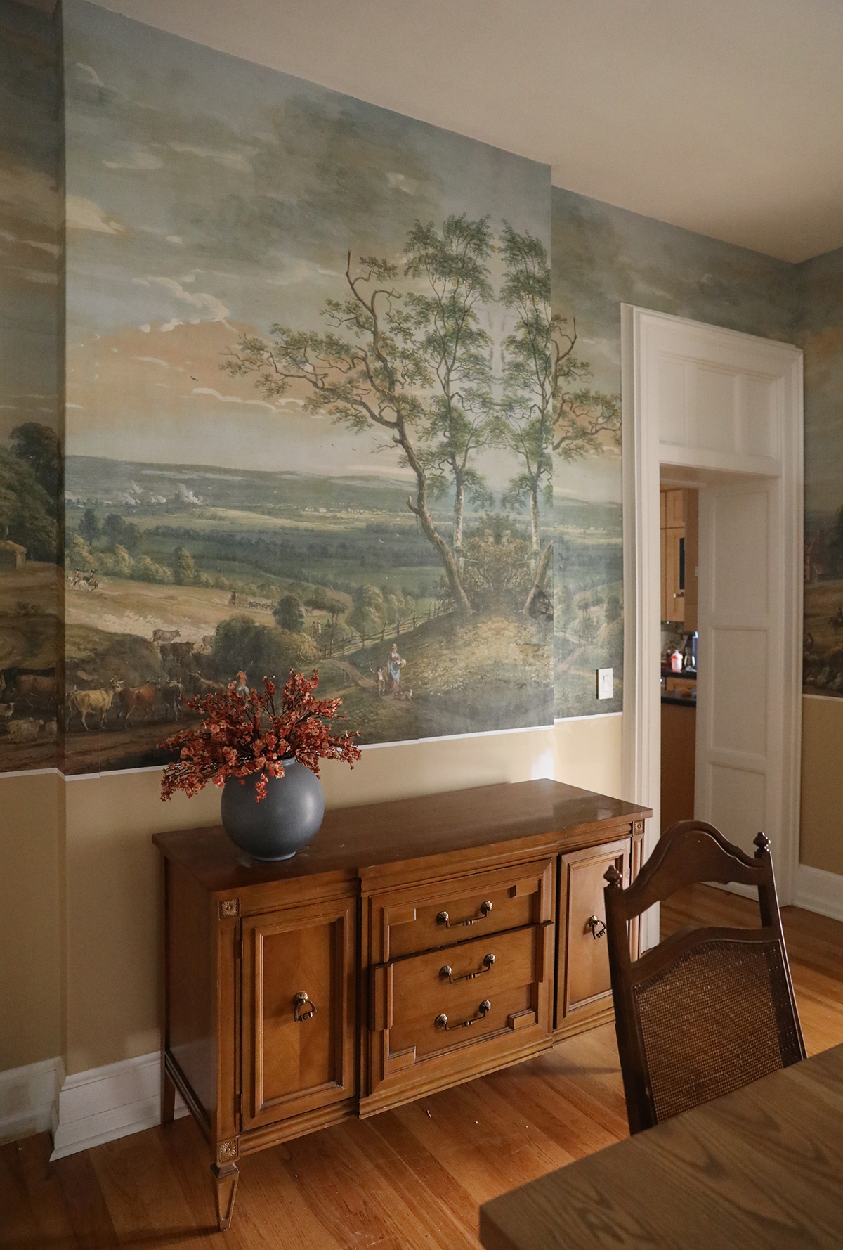 scenic-wallpaper-mural-In-Honor-of-Design